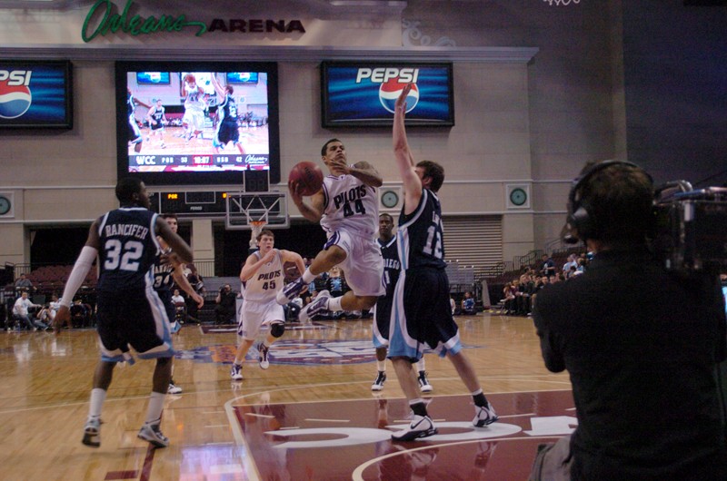 #3 Portland vs. #6 San Diego @ WCC Tourney, March 6th Dsc_5211