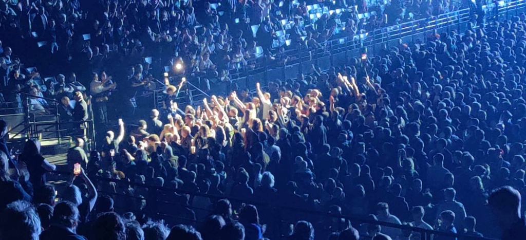 GRETA VAN FLEET : Paris, "Bercy", 9/11/23 Greta112