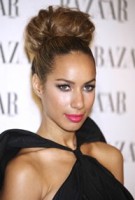 Leona Lewis révèle la clef du mystère caché derrière ses tatouages... Leona-10