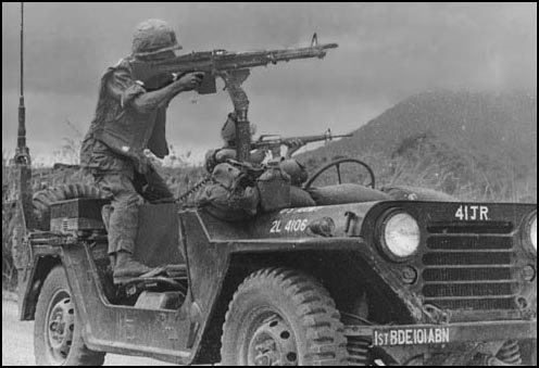 Fire Arms History!!!! Jeep_w10