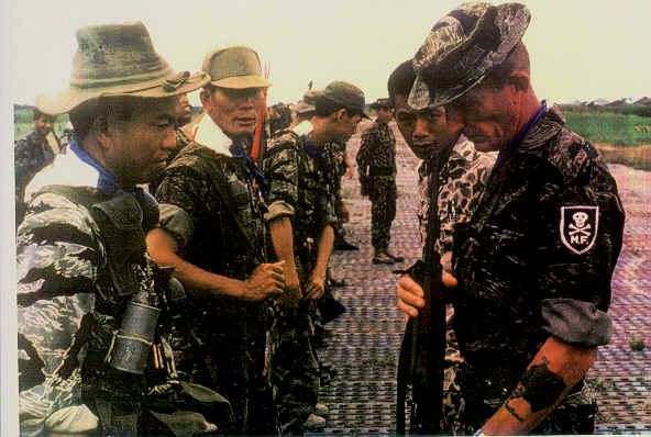 Vietnam war era pics of special units, LRRPS, MACV SOG,AATV,SEALS,FFL,GREEN BERETS... Mf310