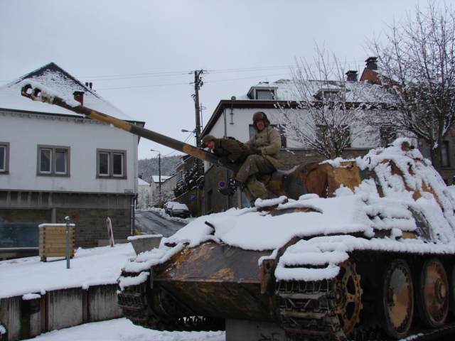 retour a bastogne robette et moi Dsc03029