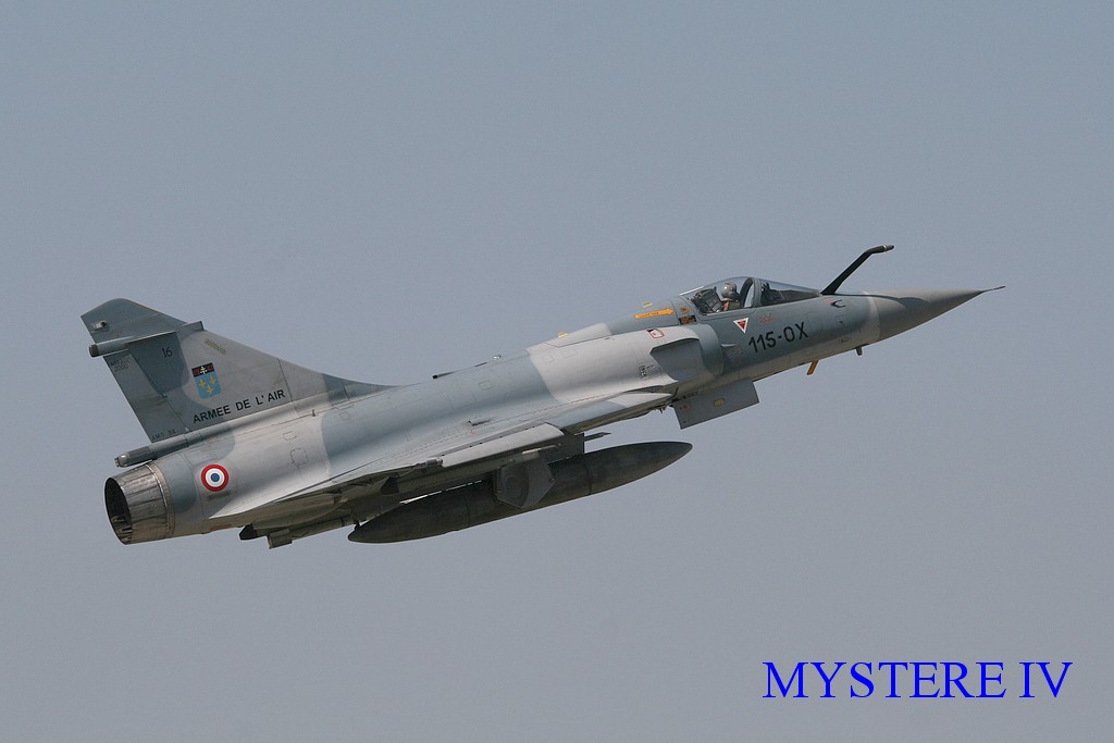 Mirage 2000 ... série 801 à 900 - Page 20 19-04-40