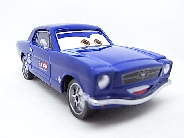 [Cars 2] Brent Mustangburger R0010411