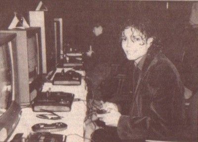 Michael Jackson et les Jeux Videos Michae15