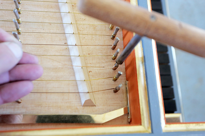 [Lutherie] Fabrication d'un clavecin. - Page 28 04_aou14