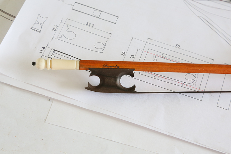 [Lutherie] Archet baroque (CNC). - Page 2 06_jui11