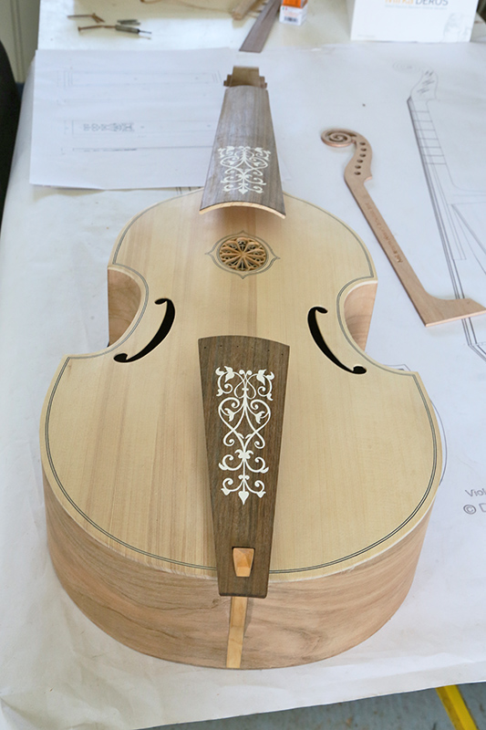 [Lutherie] Viole de gambe ténor. - Page 10 09_avr17