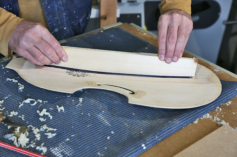 [Lutherie] Viole de gambe ténor. - Page 7 12_mar12