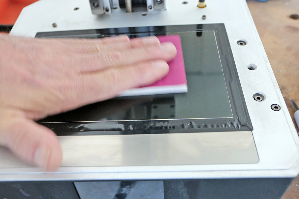 Nettoyage résine polymérisée sur écran imprimante. 13_jui43