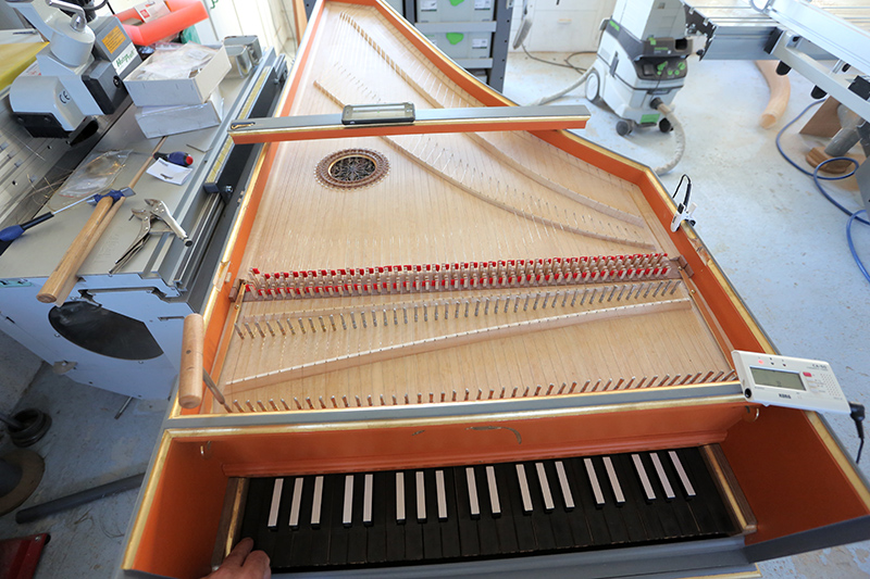 [Lutherie] Fabrication d'un clavecin. - Page 28 14_aou14