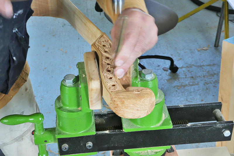 [Lutherie] Viole de gambe à 7 cordes. - Page 11 24_sep12