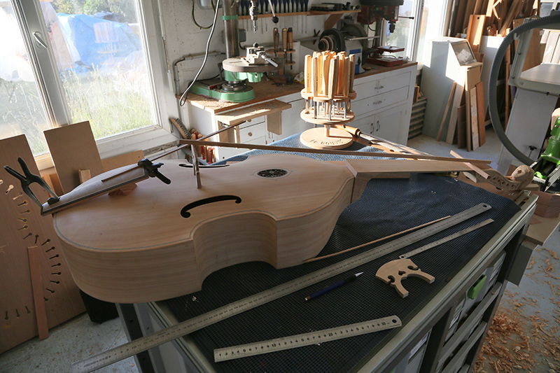 [Lutherie] Viole de gambe à 7 cordes. - Page 11 26_sep13