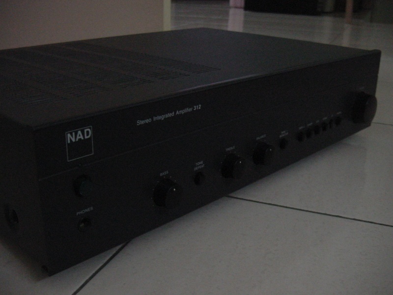NAD 312 integrated amp (Used) Nad11