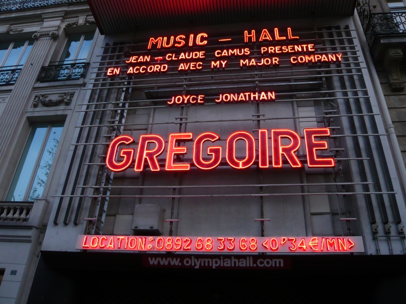Grégoire - Récits et Photos des concerts - Page 9 P1030310
