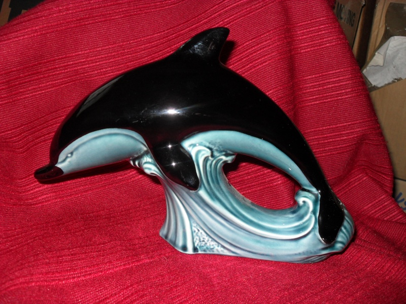 Item 16 - Poole Pottery Dolphin Xmas_a24