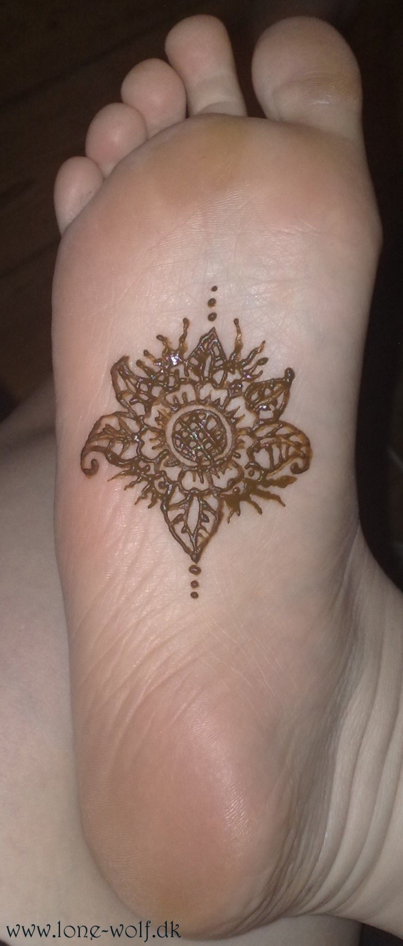 Henna challenge: feet Hennaf10