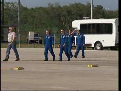 [STS-134] Endeavour : Préparatifs lancement le 29/04/2011 - Page 12 Vlcsn131