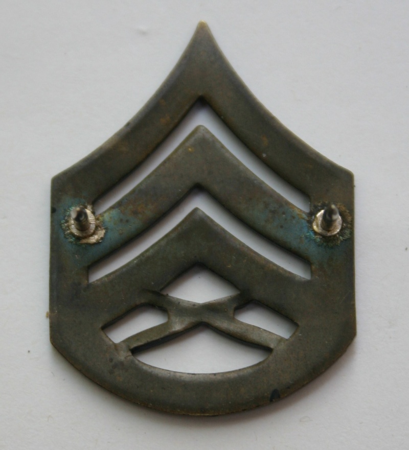 Badge, médaille, ranks USMC, EGA,... en metal (à vendre) Img_5533