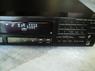 Sony CDP 497 CD player(Used)SOLD Dsc00117