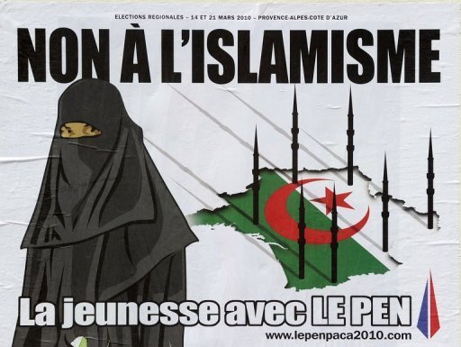 l'algerie riposte à l'affiche raciste Aleqm510