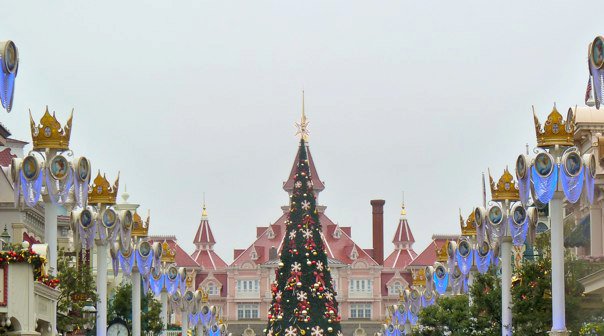 "Il Natale Incantato di Disneyland Paris - 2010 " - Pagina 45 15023310