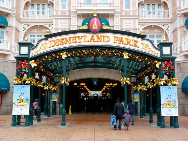 "Il Natale Incantato di Disneyland Paris - 2010 " - Pagina 45 36173_10