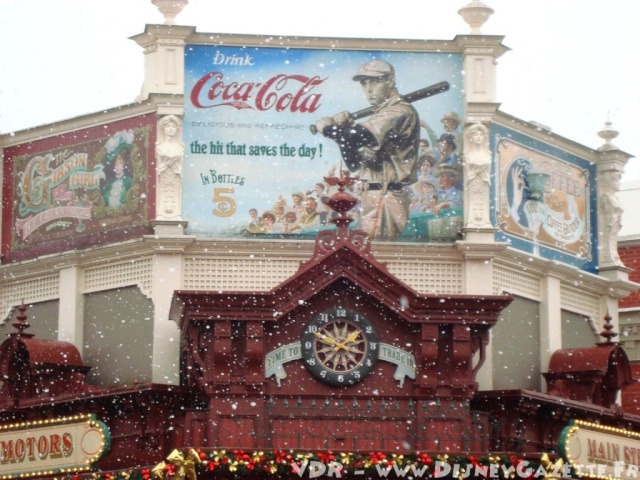 "Il Natale Incantato di Disneyland Paris - 2010 " - Pagina 47 4489610