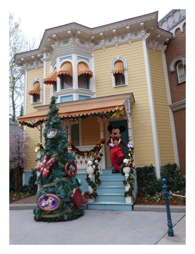 "Il Natale incantato di Disneyland Paris 2010"-----2 - Pagina 6 4553210