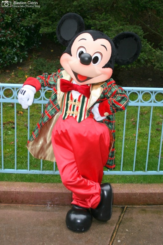 "Il Natale Incantato di Disneyland Paris - 2010 " - Pagina 58 58863513