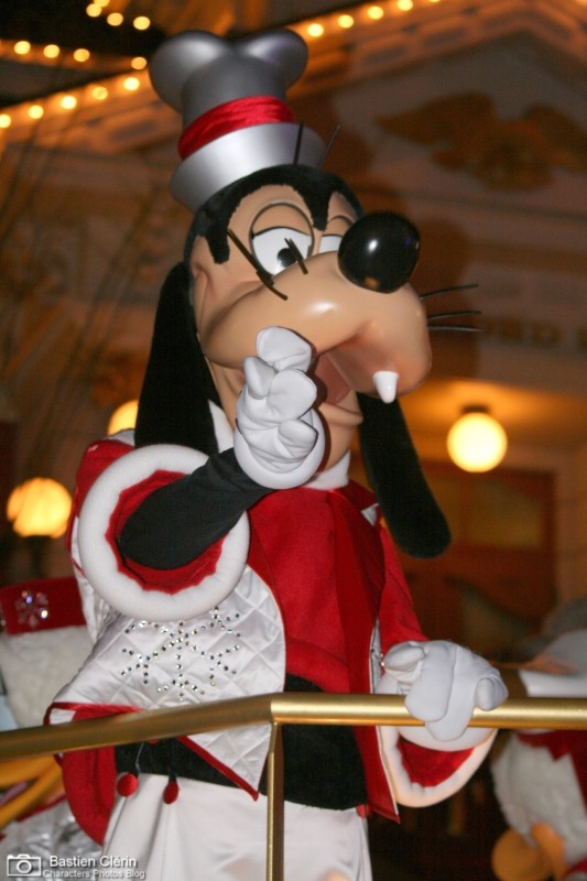 "Il Natale Incantato di Disneyland Paris - 2010 " - Pagina 58 58908710