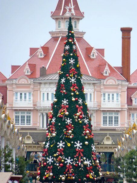 "Il Natale Incantato di Disneyland Paris - 2010 " - Pagina 45 77099_10