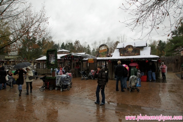 "Il Natale Incantato di Disneyland Paris - 2010 " - Pagina 58 Dsc00111
