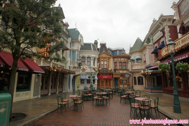 "Il Natale Incantato di Disneyland Paris - 2010 " - Pagina 58 Dsc00212