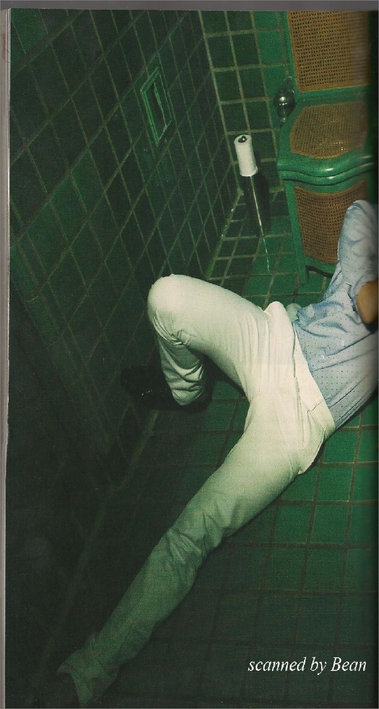 todoos los detalles de rob en Details' Magazine rob mas sexy q nunca !! Robsex18