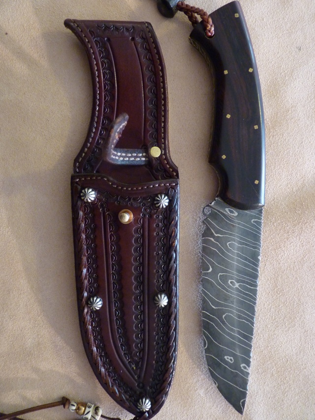The" JOHN WOLF" INDIAN SHEATH and KNIFE by SLYE P1020832