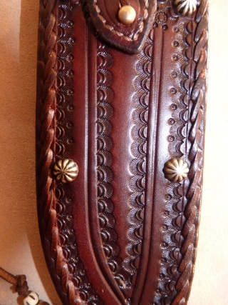 The" JOHN WOLF" INDIAN SHEATH and KNIFE by SLYE P1020833