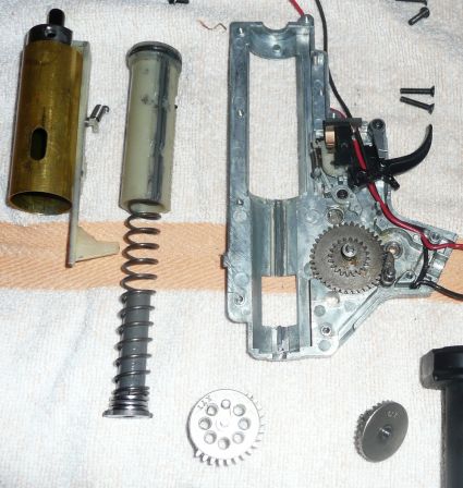 M4 Démontage de la réplique et entretien de la gearbox V2 _p102043