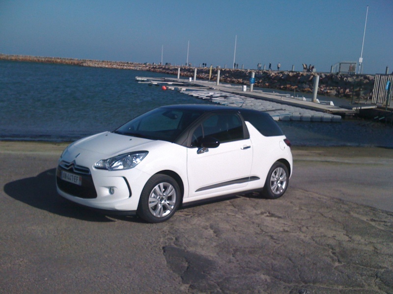 DS3 1.6 VTi 120 SoChic / Blanc Banquise - toit Noir Onyx - Page 2 Img_0115