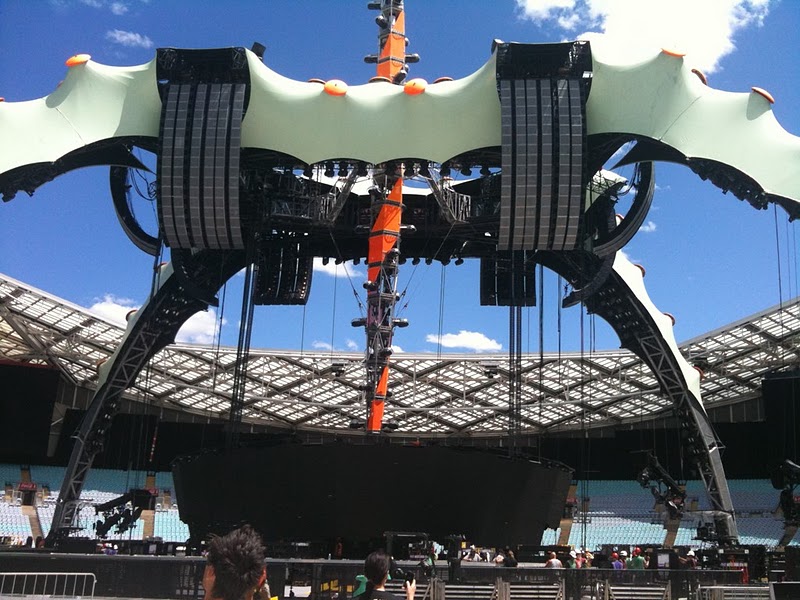 Todo preparado en Sidney.-U2 360º  Tour Sptj10