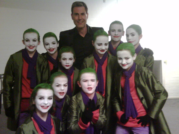 Uri Geller and his 10...JOKERS???!!! 10_jok11