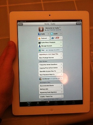 E ao segundo dia, o iPad 2 foi "cracado" Ipad-210