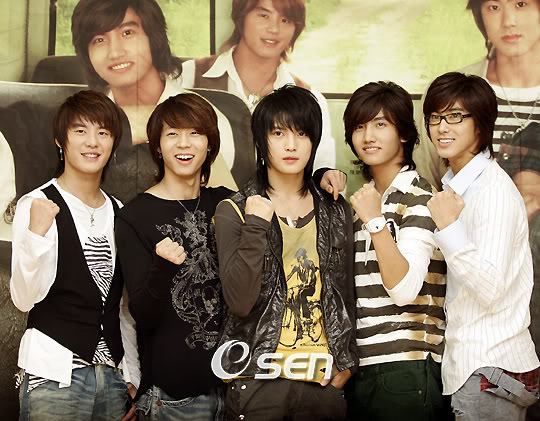 DBSK Nuotraukos - Page 14 20060910