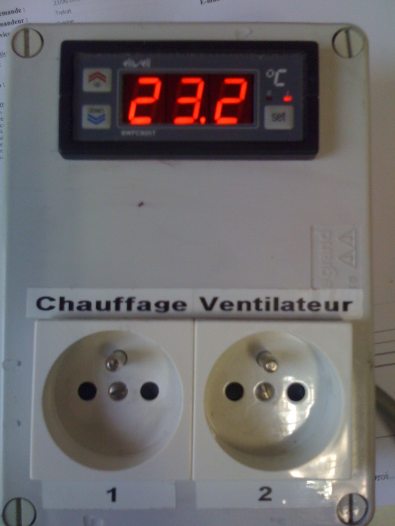 thermostat numérique 2 zones (froid et chaud) Img_0111