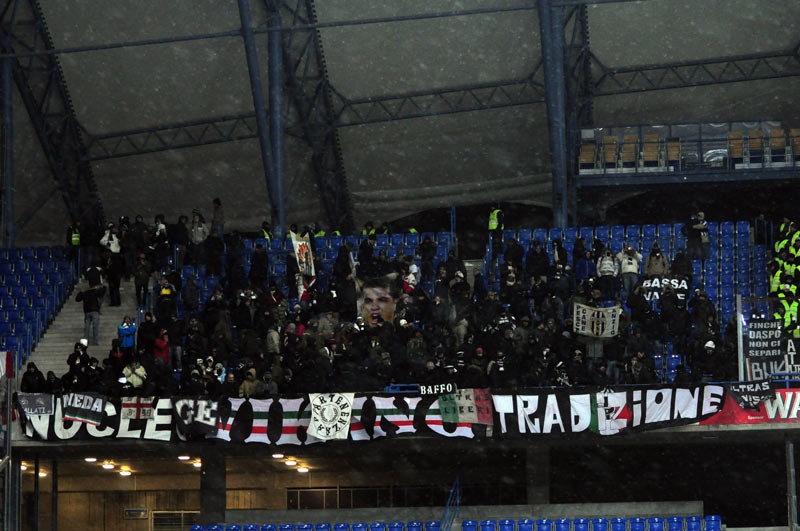 Lech Poznan - Juventus Torino 01.12.2010 1749810
