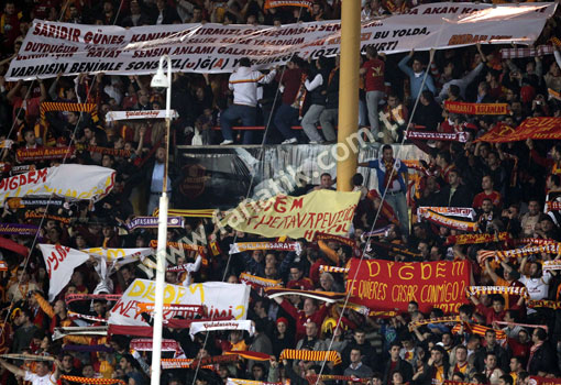 Galatasaray - Besiktas 28.11.2010 Fft11_12