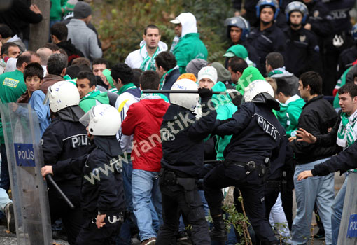 Besiktas - Bursaspor 05.12.2010 Fft11_29