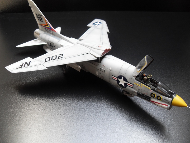 [HASEGAWA] 1/48 - VOUGHT F-8E CRUSADER   "DOUBLE NUTS"  F8e_510