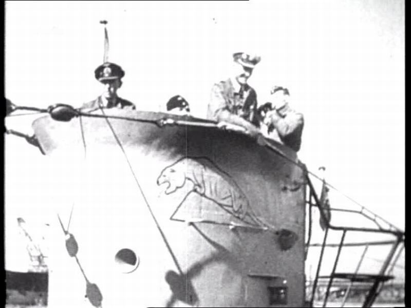 La guerre sous-marine et de surface 1939 - 1945 - Page 43 10012