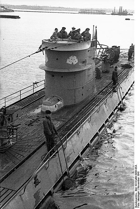 La guerre sous-marine et de surface 1939 - 1945 - Page 24 108_un12